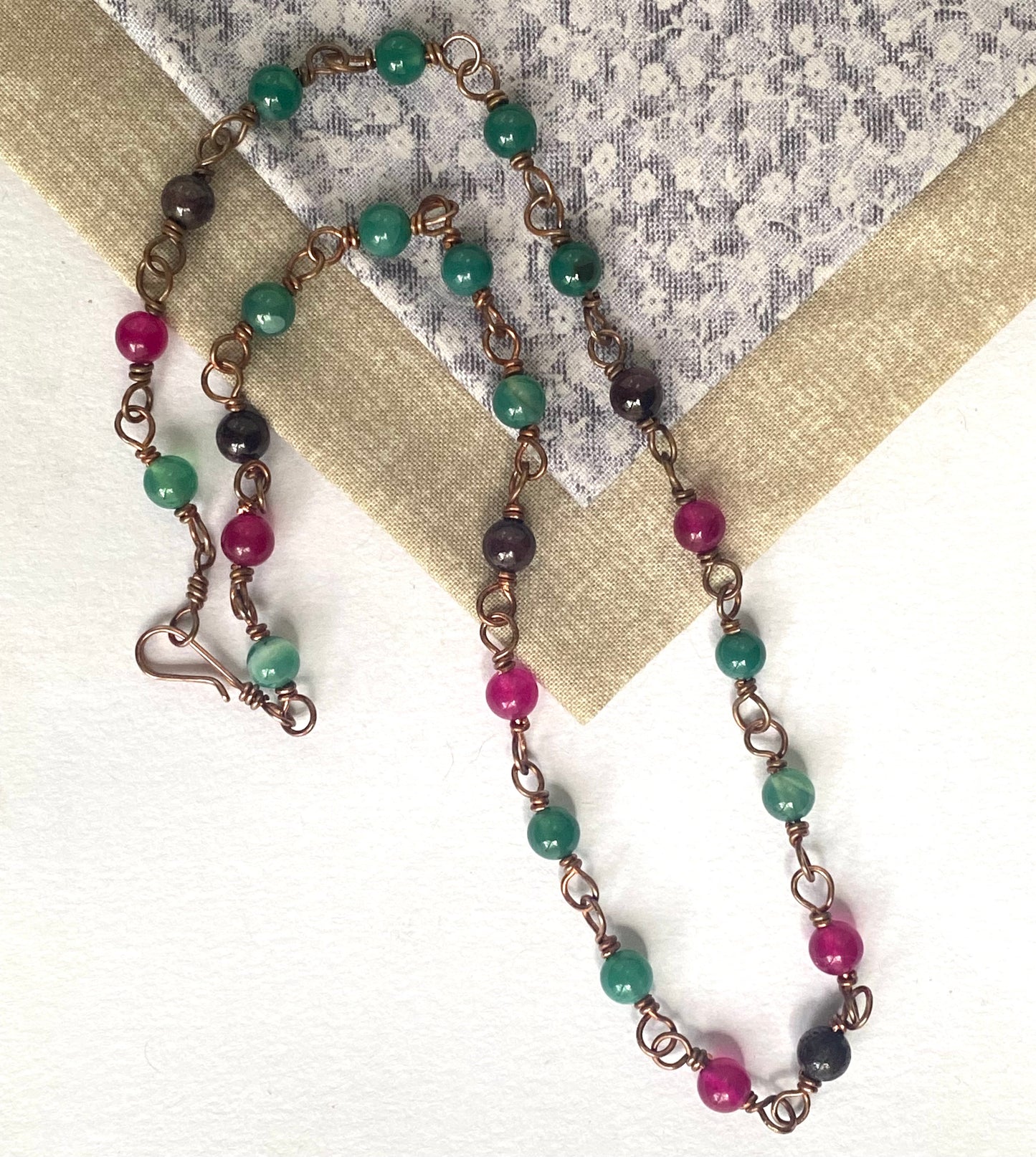 Gemstone bead necklace